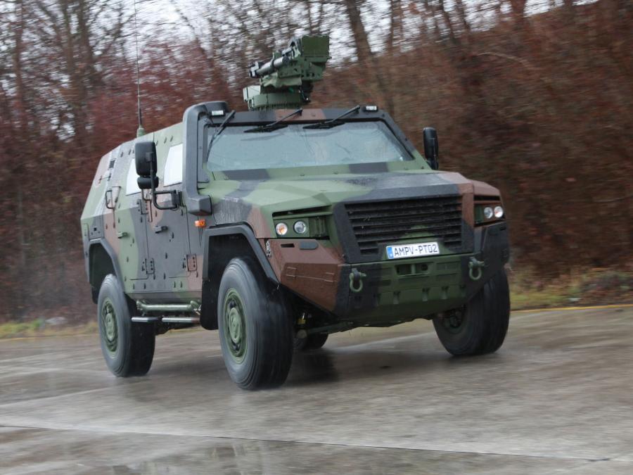  KMW AMPV 2011 года  (фото 7 из 11)